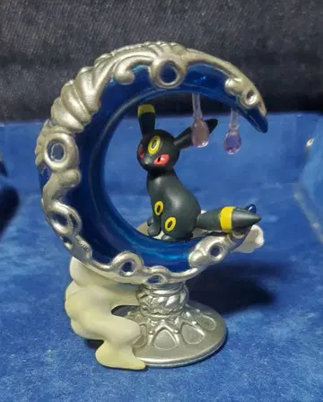 블래키 별이 내리는 밤의 스타리움 리멘트 포켓몬 피규어