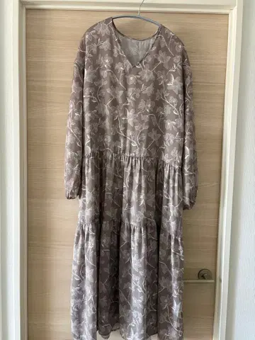 B:MING 꽃무늬 V넥 맥시 원피스