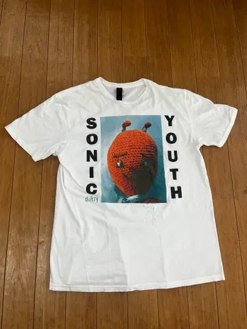 소닉 유스 더티 티셔츠 L 사이즈