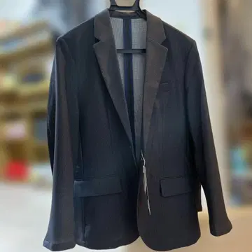 블랙 테일러드 자켓 폴리에스테르