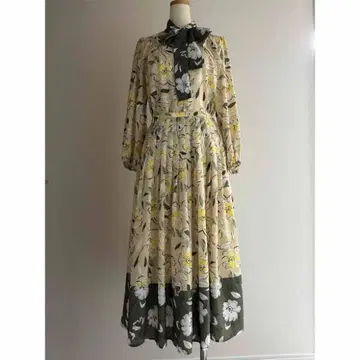 GRACECONTINENTAL 플라워 프린트 보타이 셋업 38 사이즈