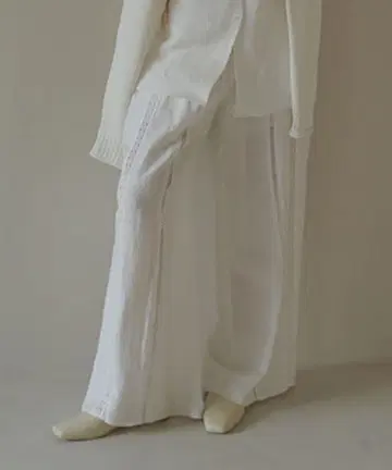 ETRE TOKYO 레이스 테이프 핀턱 린넨 팬츠 새상품급