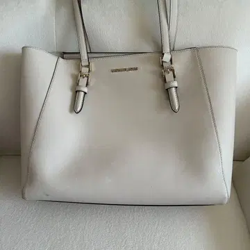 [ MICHAEL KORS ] 마이클코어스 토트백 A4 사이즈 수납 가능