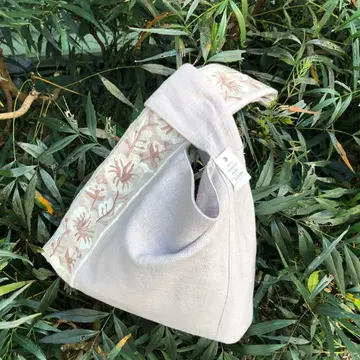 자수 소프트백 H24S224BE 8,500엔 샘플