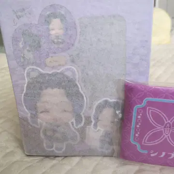 귀멸의 칼날 룩업 코쵸우 시노부 (좌탁 포함)