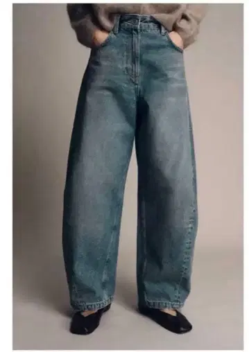 ZW COLLECTION 미드 라이즈 앵클 벌룬 데님 팬츠 34