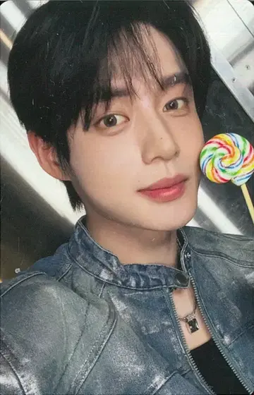 ZEROBASEONE 멤버 솔로반 JIWOONG ICONIK