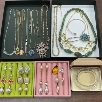 유품 정리 생전 정리 액세서리 묶음 판매 2