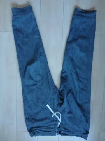 FOB factory 그레이 조거 팬츠 백 포켓 부착