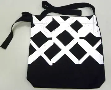 SixTONES 19년 Rough 'xxxxxx' 쇼핑백