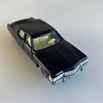 절판 ] 특주 토미카 No.F2 [ 일본제 ] 캐딜락 플리트우드 브로엄