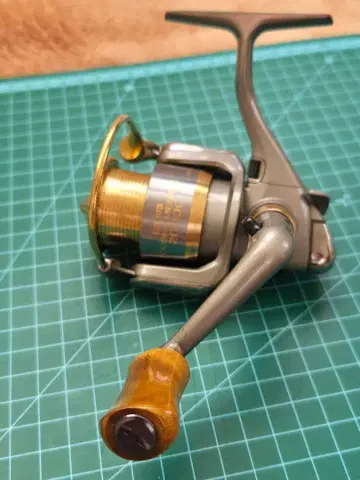 Daiwa TOURNAMENT-Z 2000C