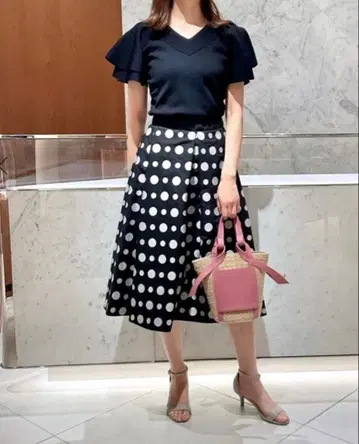 ANAYI 아나이 도트 자카드 턱 스커트 사이즈 38(M)