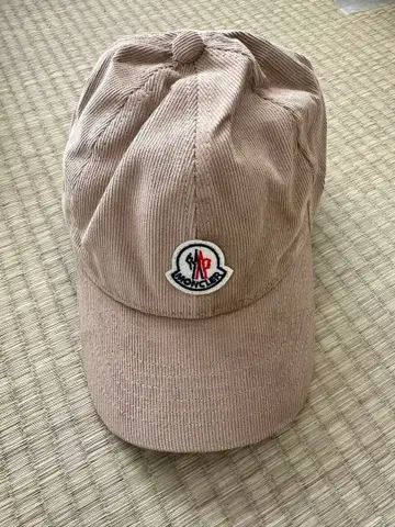 [ MONCLER ] 로고 와펜 코듀로이 캡 모자
