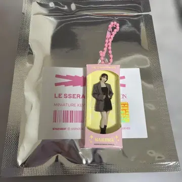 LE SSERAFIM 하라카도 팝업 키링 사쿠라