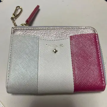 Luria 4C 코인 케이스 실버 화이트 핑크