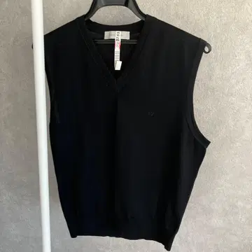 Ermenegildo ZEGNA 제냐 블랙 V넥 슬리브리스 베스트