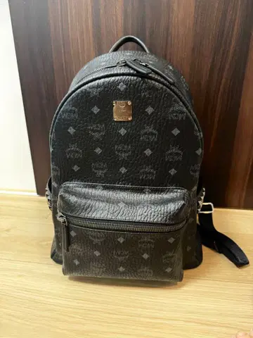 MCM 백팩 스터드