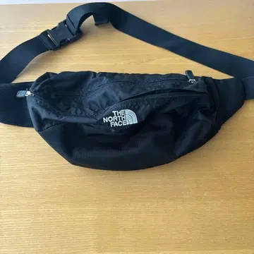 THE NORTH FACE NM71904 스윕 4L 바디백 새상품급