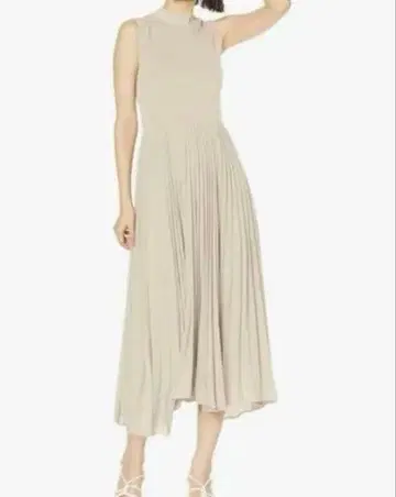 snidel 슬리브리스 니트 도킹 원피스