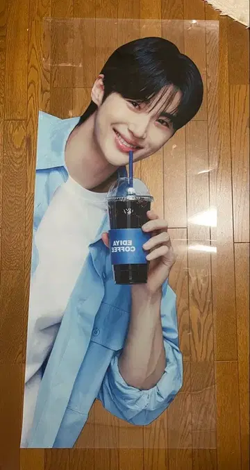 최종 세일 EDIYA COFFEE 이디야 변우석 팝업
