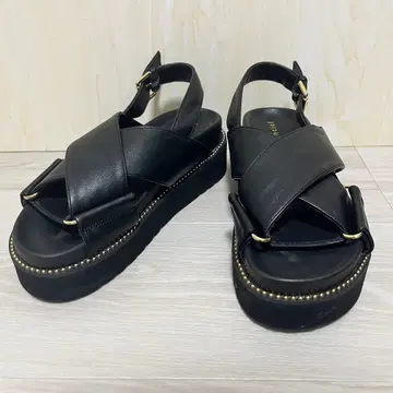 미사용급 SHIPS 24cm 플랫폼 크로스 스터드 샌들 통굽