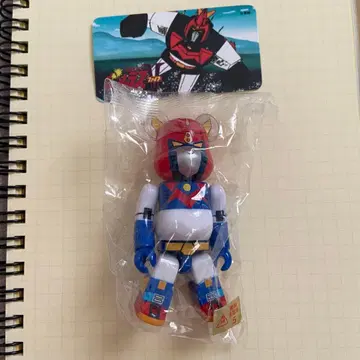 베어브릭 100% 초전자 머신 볼테스 V