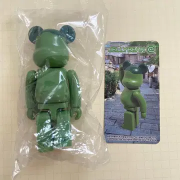 베어브릭 100% Jelly Bean