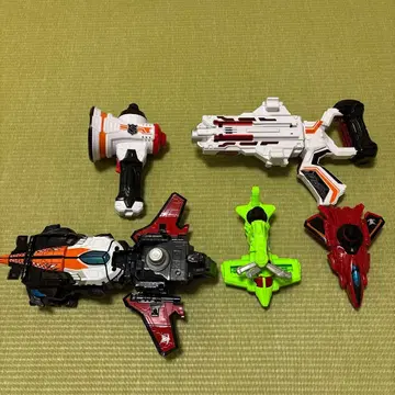 쾌도전대 루팡레인저 VS 경찰전대 패트레인저