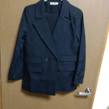 Karvige 블랙 취업 정장 셋업