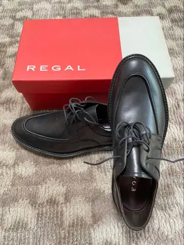 REGAL 블랙 가죽 드레스 슈즈 25EEE
