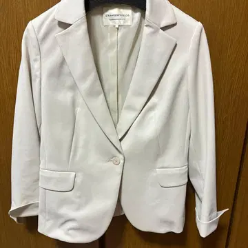 [ 새상품급 ] STRAWBERRY FIELDS 베이지 수트