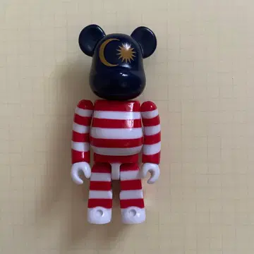 베어브릭 100% 말레이시아