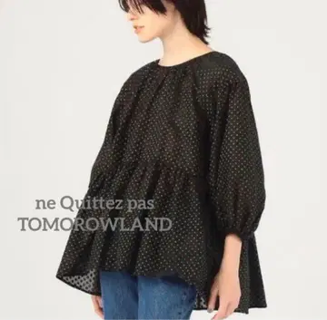 ne Quittez pas TOMORROWLAND 도트 무늬 블라우스