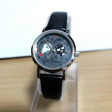 산리오 배드마츠마루 여성용 쿼츠 시계 배터리 포함 작동품 퓨로랜드 한정판