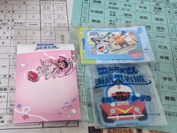 도라에몽 시즈카 아크릴 키링 해저귀암성 캔뱃지 배기드라