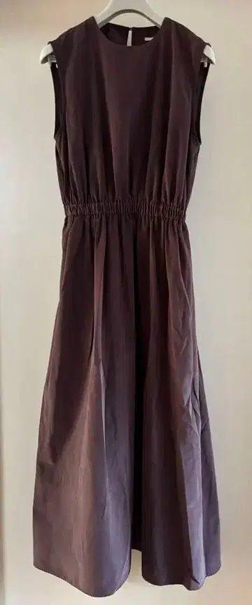 다크 브라운 롱 원피스