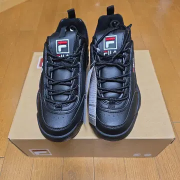 FILA 블랙 스니커즈