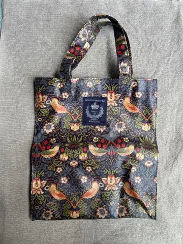 [ 새상품 보관품 ] 윌리엄 모리스 PVC 미디엄 백