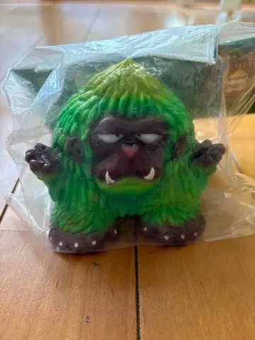 calmys Toy 크레티 소프트 비닐 인디