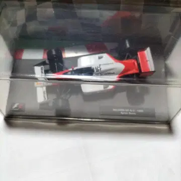 맥라렌 MP4/4 1988 아일톤 세나 1/43