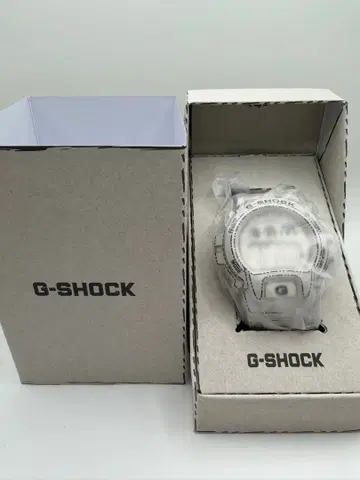 새상품 DW-6900RGM-5JR 종이접기 카시오 지샥 화이트 화이트