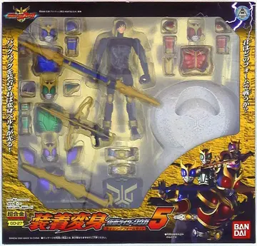 반다이 장착변신 시리즈 가면라이더 쿠우카 라이징 폼 세트 GD-27