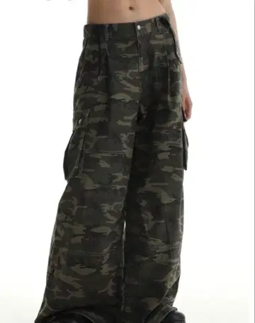 MASONPRINCE 와이드 실루엣 카모플라주 밀리터리 카고 팬츠