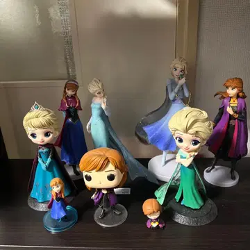 겨울왕국 프리미엄 피규어 모음