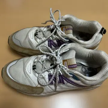 KARHU Fusion 2.0 스니커즈 화이트/퍼플 상자 없음
