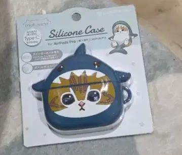 미사용 새상품] AirPods Pro용 실리콘 케이스 고양이 상어 디자인