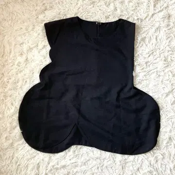 안티카 패턴 토르소 베스트 슬리브리스 변형 블랙 F