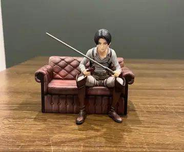 진격의 거인 피규어 제일복권 리바이 B상 자유로의 진격