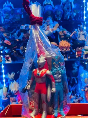 레어 포피 울트라맨 타워 세트 제튼 발탄 성인 레트로